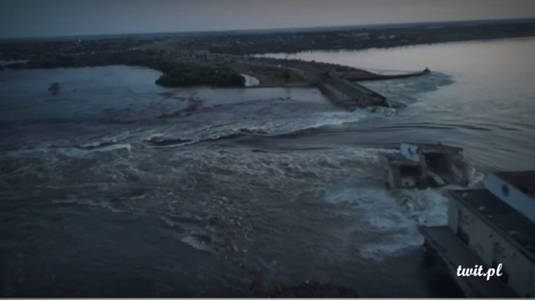 © Zdjęcia: Twitter.com / @officejjsmart